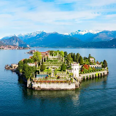 Maggiore View Terrace Over The Borromean Islands - Happy * Stresa