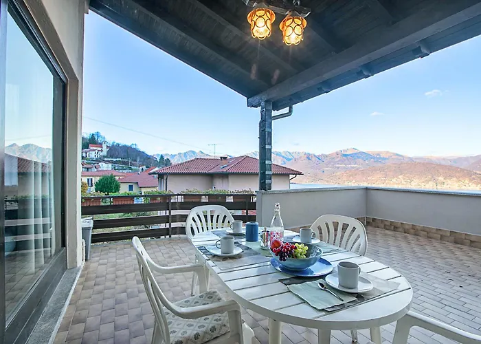 View Terrace Over The Borromean Isla - Happy * Stresa