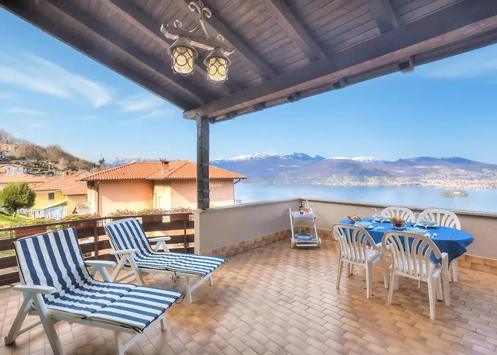 View Terrace Over The Borromean Isla - Happy Semesterbostad *