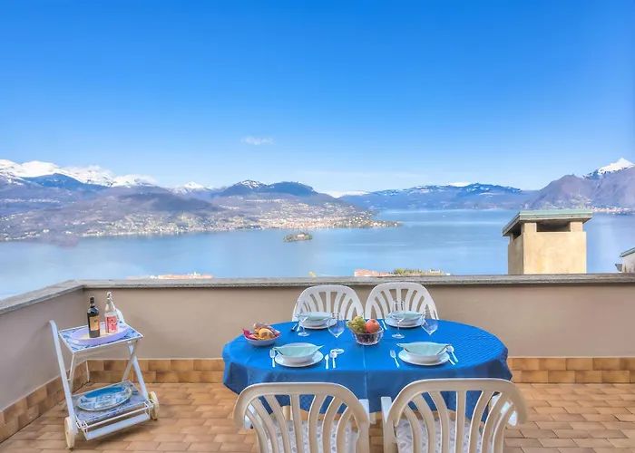 View Terrace Over The Borromean Isla - Happy Semesterbostad