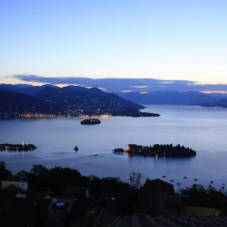 View Terrace Over The Borromean Isla - Happy Prázdninový dům Stresa